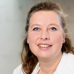 Нейроонколог, радиолог и специалис по терапии частицами профессор Тиммерманн из клиники WPE в Эссене